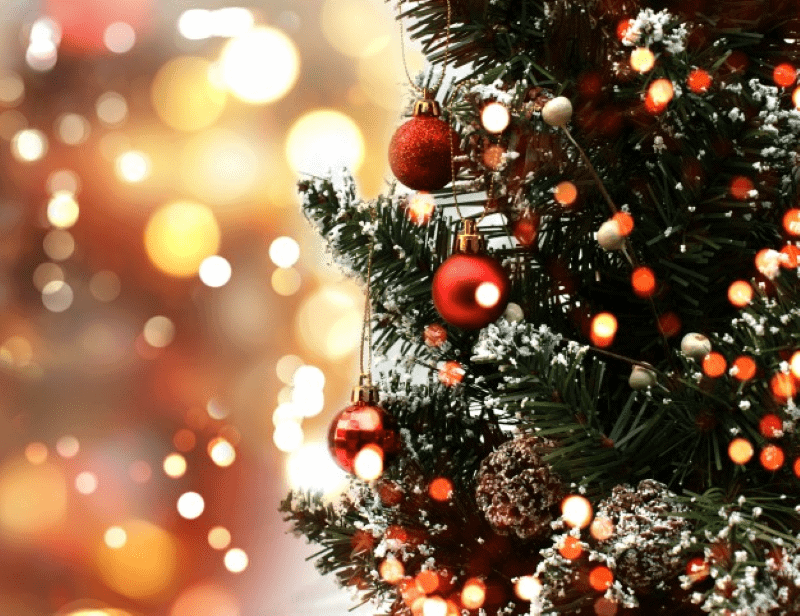 The Ultimate Guide to Buying an Artificial Christmas Tree: Tips and Tricks